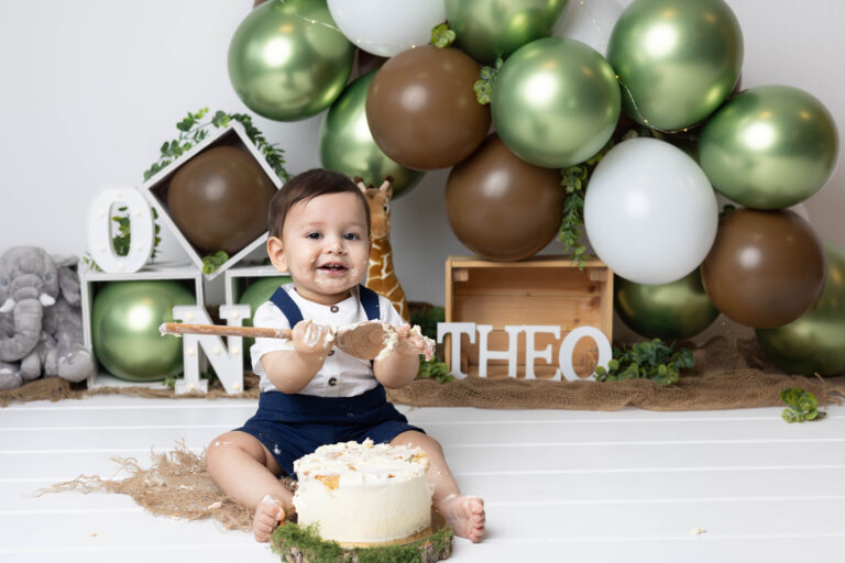 Photographe Smash Cake Suisse - Séance Anniversaire et Smash Cake 68 | Sindy Photography